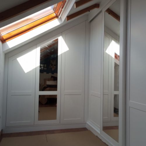 Bajo cubierta abatible